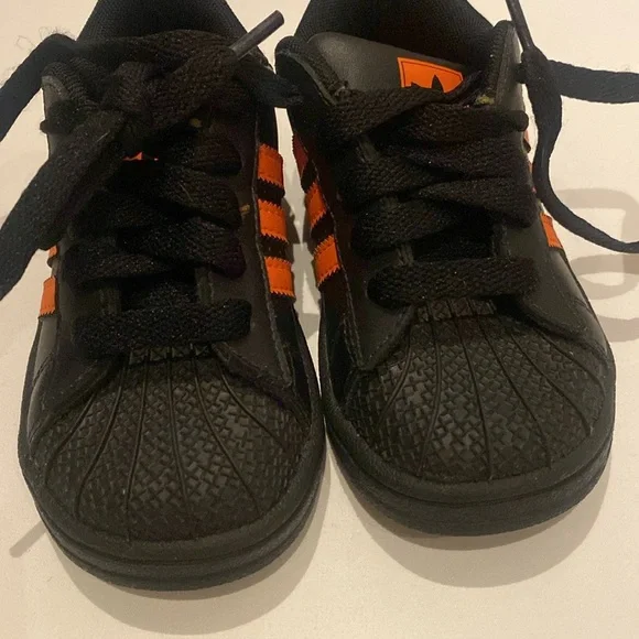 Adidas Sneakers Shoes Orange Black Traditional 3 Stripe Youth 8 size 8K - Picture 8 of 9